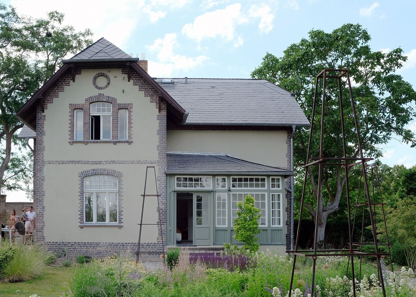 Die Villa Auguste – Erbaut um 1905 und von den jetzigen Besitzern mit viel Zeit und Herzblut in ein ganz besonderes Feriendomizil verwandelt