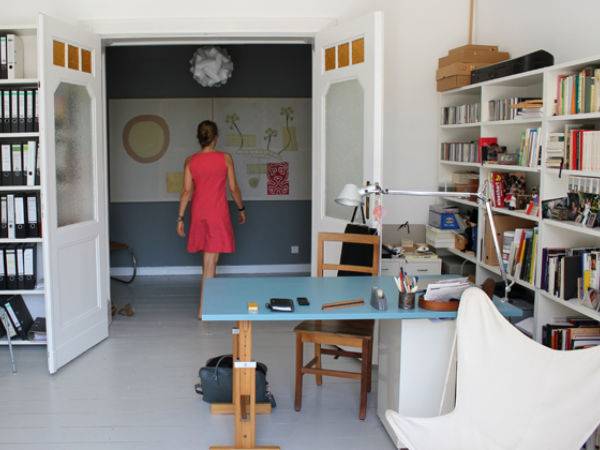 An Art Historian Home 12
