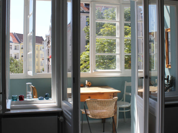 An Art Historian Home 19