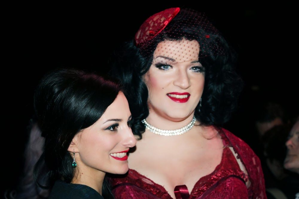 Marla Blumenblatt (links), Sheila Wolf