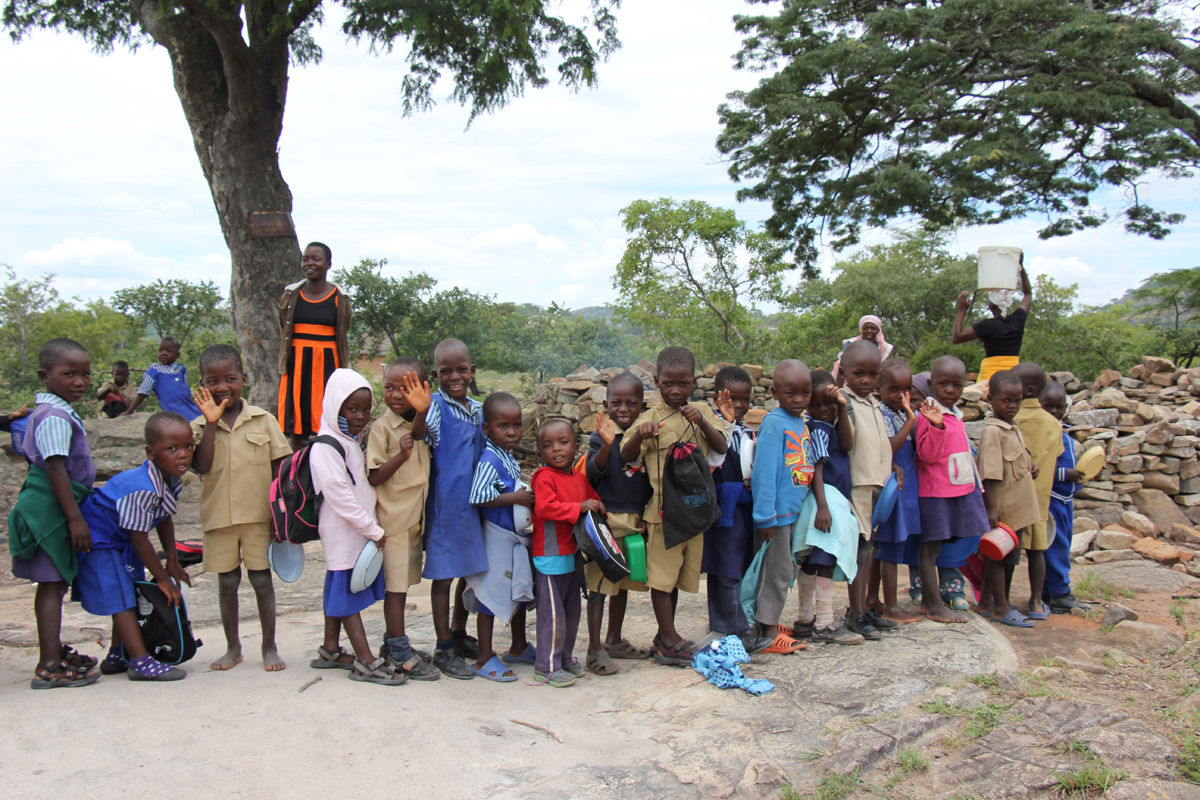 Ein Brunnen Für Die Schule Von Bikita 14