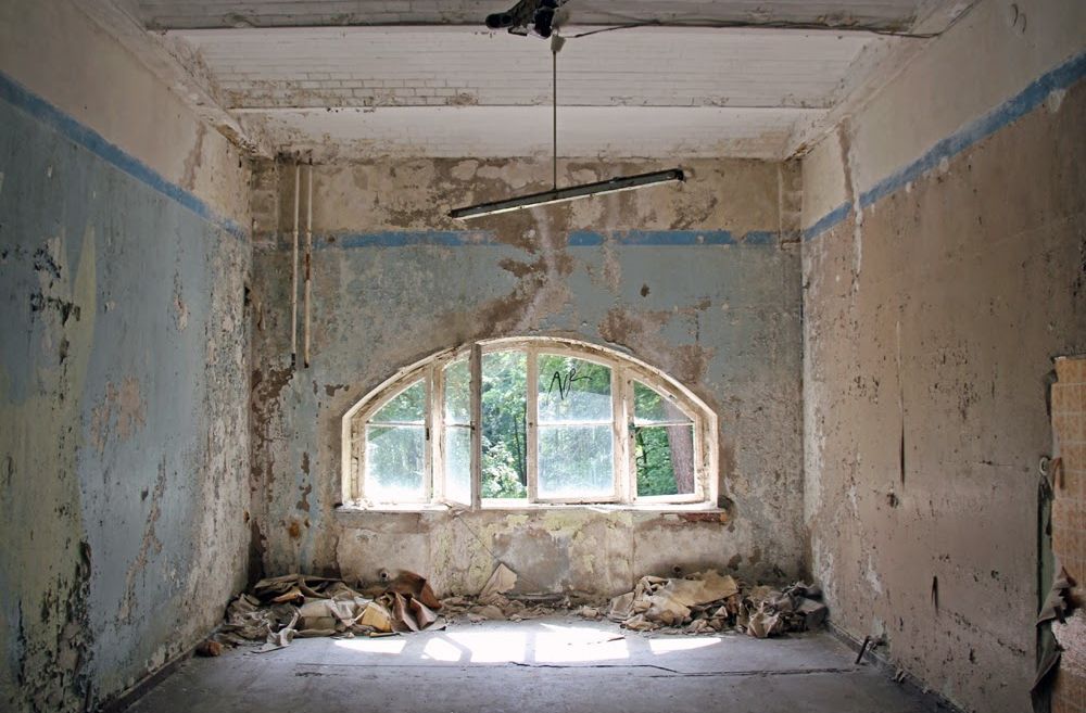Ein Ruinenrundgang Beelitz Heilstätten 1