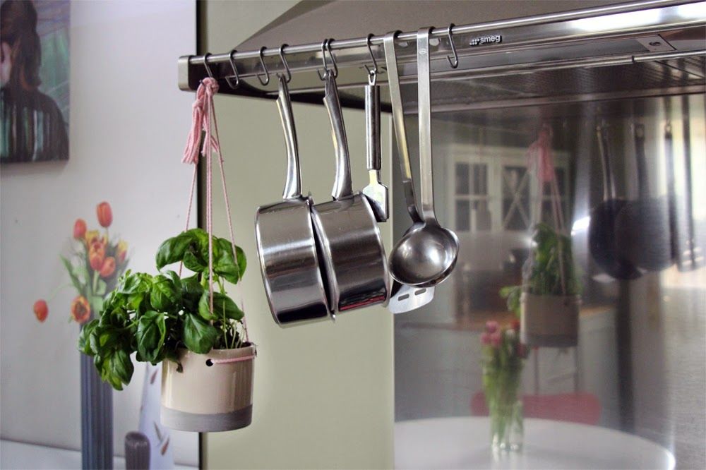 Hängender Basilikum Plant Hanger By K Amsterdam 1