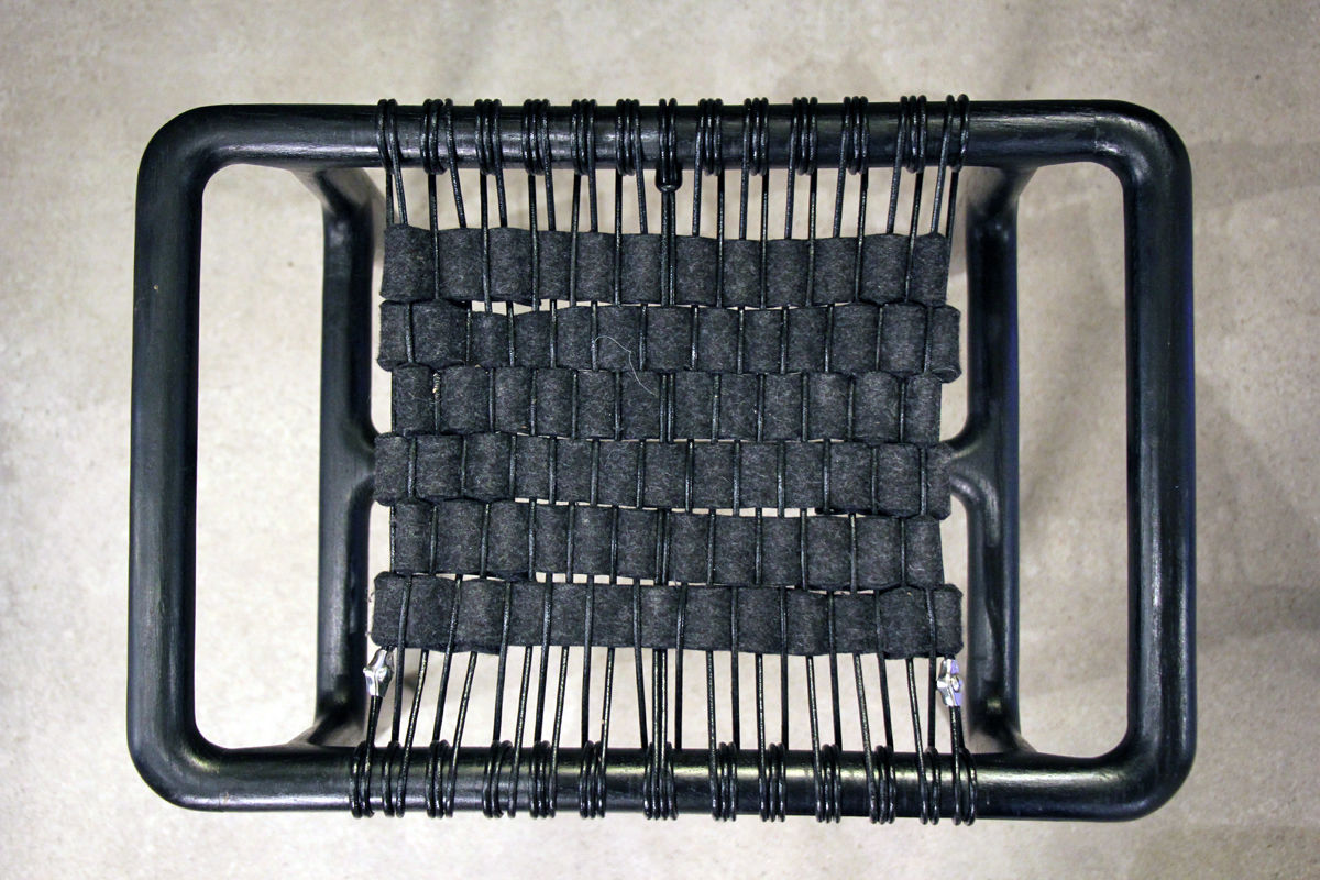 Hocker Poise by good habits