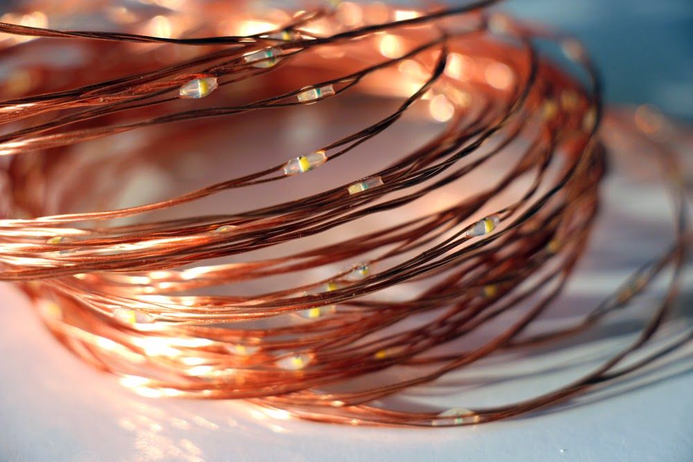 Kupferdraht Und 100 Lichter 1
