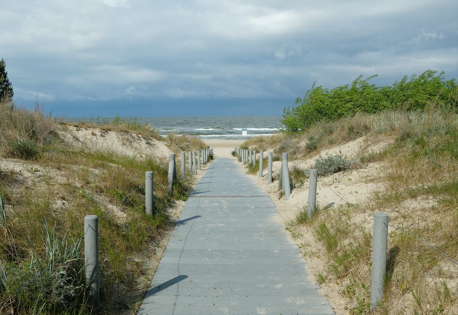 Mit dem Bademantel direkt zum Meer, schwimmen, joggen, walken oder am Sportstrand die Fitness trainieren – Vom Apartment sind es nur wenige Schritte bis zum Beach